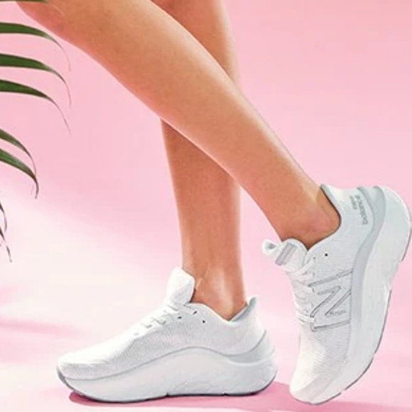 New Balance Mens Fresh Foam X Kaiha Running Shoe Size 7 Color White main image 6